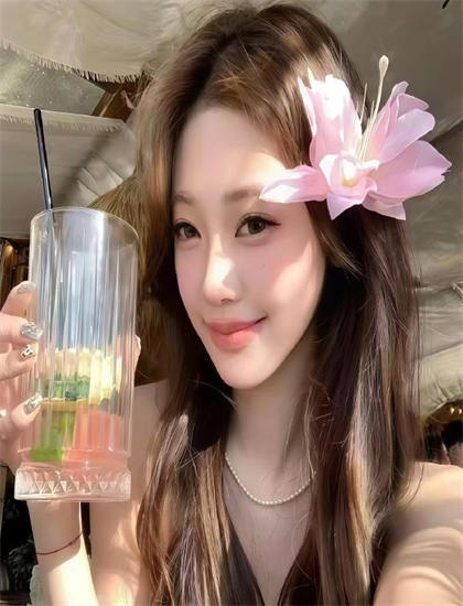 《换乘恋爱,新的开始》主角分析：角色塑造与成长轨迹，高清资源