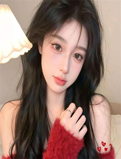 《好莱坞诈骗女王》与原作对比分析扣人心弦的：改编成功之处探讨